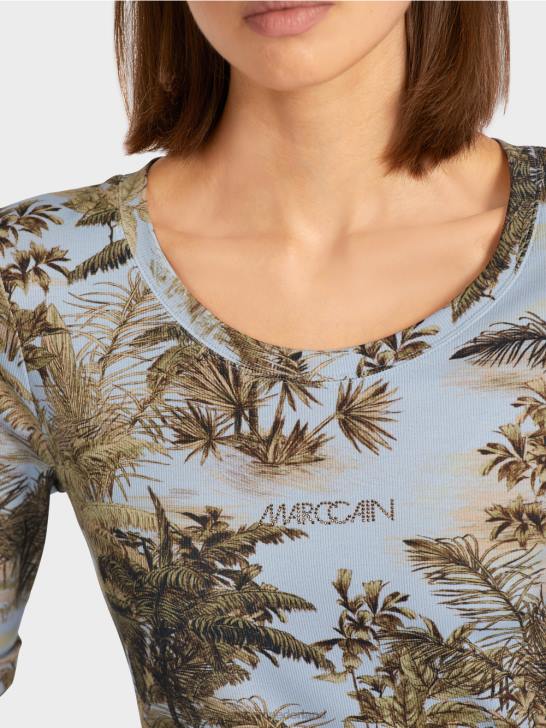 kleding licht poederblauw 464J1412 T-shirt met print in fijn geribd design Marc Cain