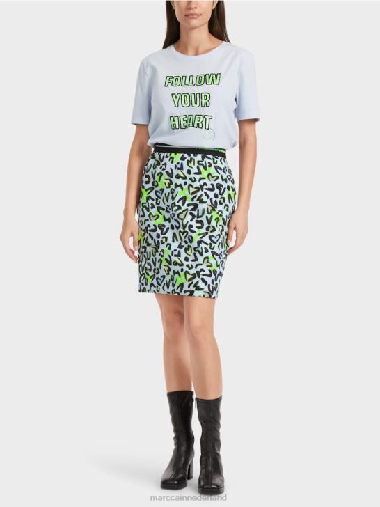 kleding zacht poederblauw 464J470 slanke minirok met graffitiprint Marc Cain