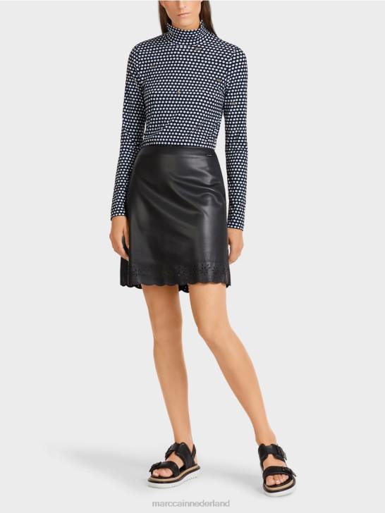 kleding zwart 464J506 uitlopende minirok van kunstleer Marc Cain