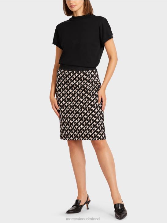 kleding zwart 464J508 sportieve rok in herdersruit Marc Cain