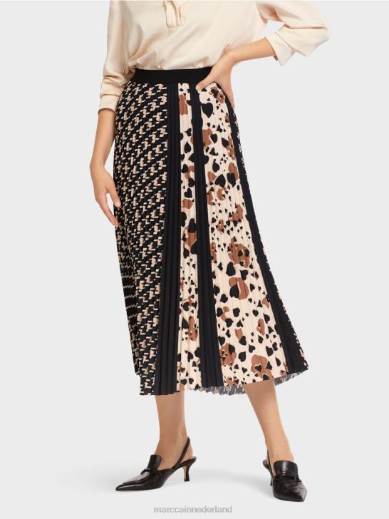 kleding zwart 464J511 geplooide rok in een mix van patronen Marc Cain