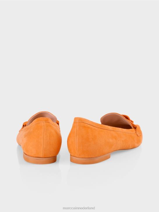 schoenen helder oranje 464J1649 slip-ons met decoratieve ketting Marc Cain