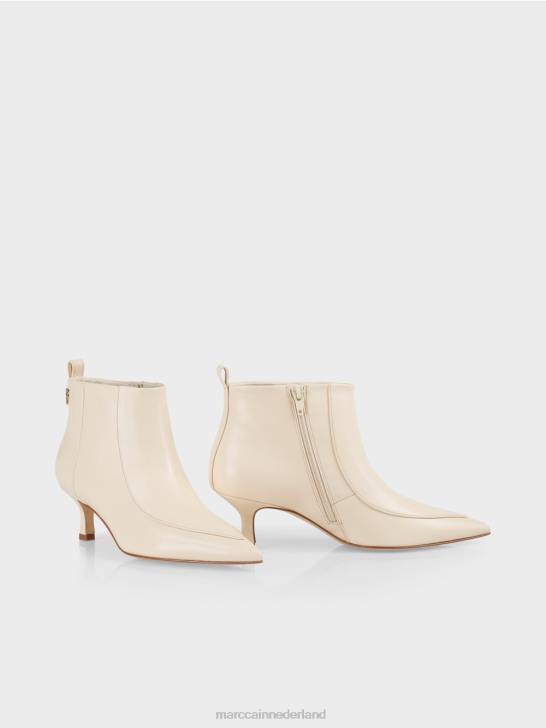 schoenen crème 464J1638 enkellaarsjes met spitse neus Marc Cain