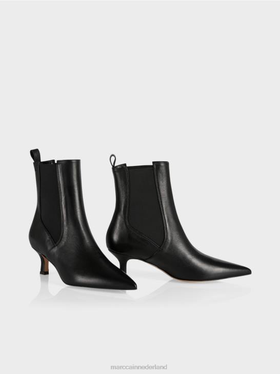 schoenen zwart 464J1572 enkellaarzen van kant met inzetstuk Marc Cain